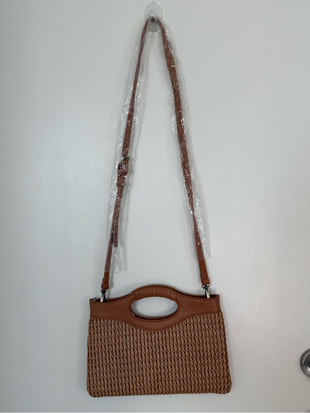 NEW Brown Woven /Beach Style Crossbody Bag